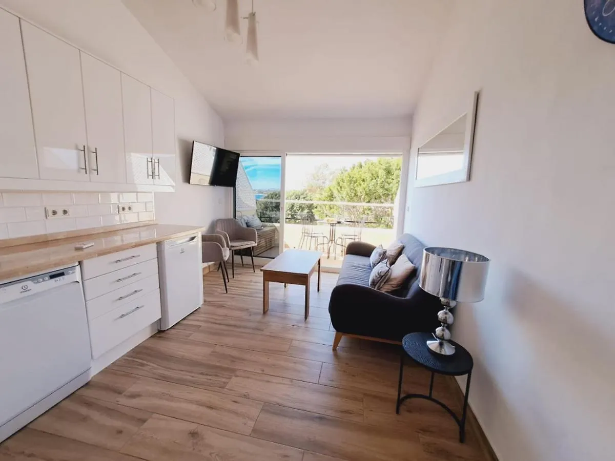 Apartment Noctua Beach Front Estepona 002