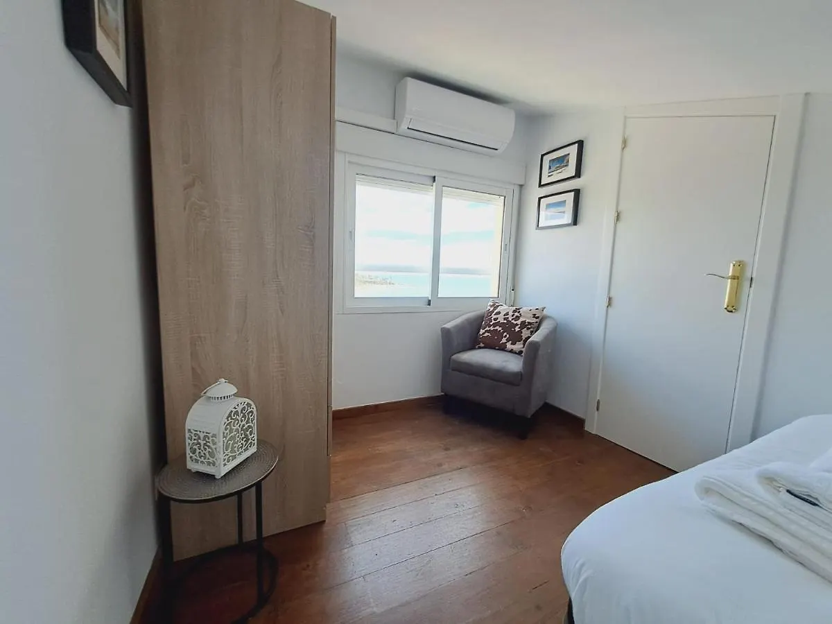 Apartment Noctua Beach Front Estepona 002